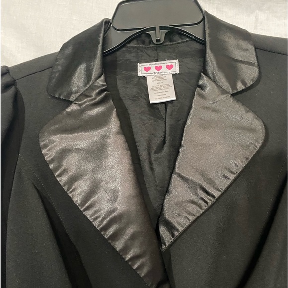 ❤️ Black Terno Blazer with Velvet collar and Pants by:Three Pink Hearts & Valia - Picture 4 of 8